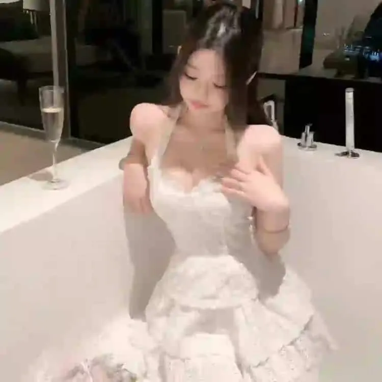 追星女孩必看《她的私生活》全集高清：朴敏英金材昱演绎站姐的双面人生，成年人的甜宠