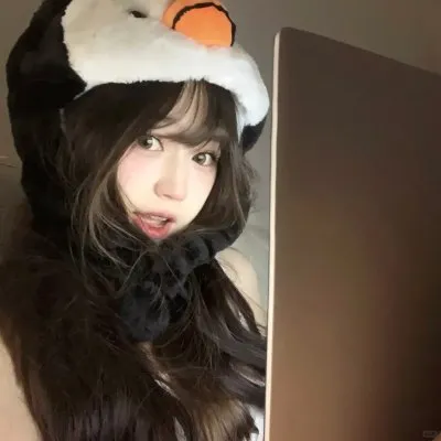 【青春遗憾美学】《升起的烟花，从下面看？还是从侧面看？》：不断重置时间只为和你在一起的夏天
